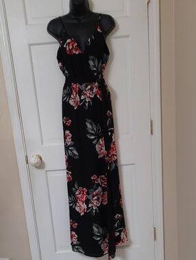 Lulu's Black Maxi Dress with Pink Floral Print